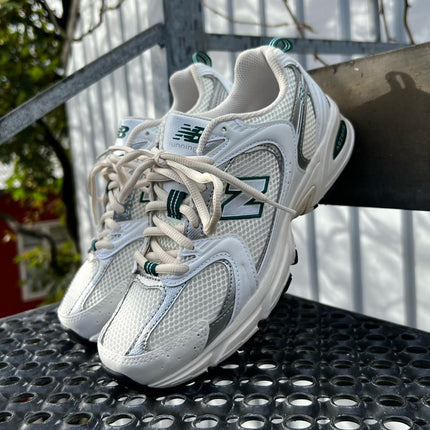New Balance 530 Sea Salt with White and Marsh Green MR530SX  Hemen Kargoda
