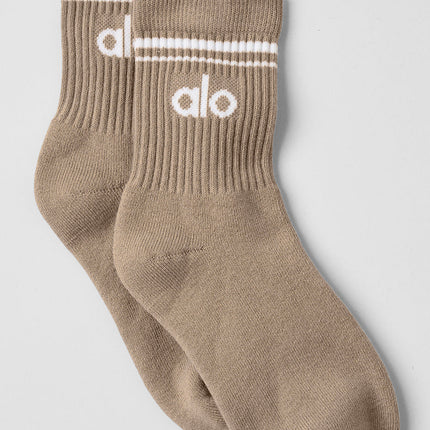 alo Men's Unisex Half-Crew Throwback Sock - Gravel/White
