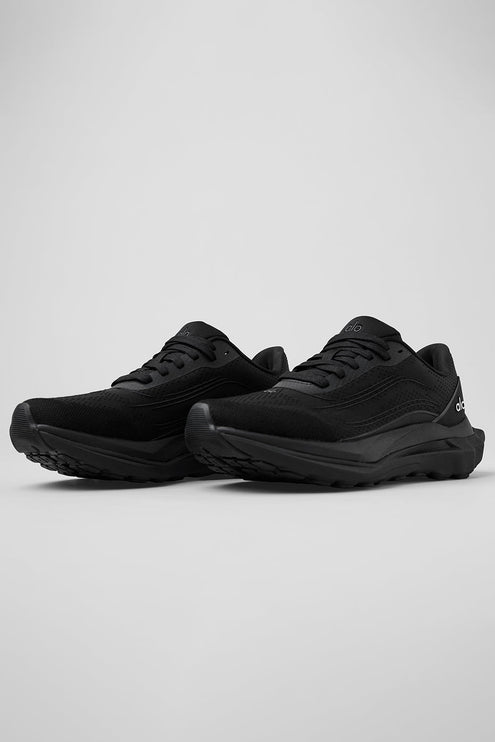 alo Shoes Alo Runner - Black/Black