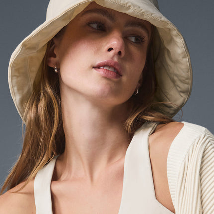 alo Women's Good Shade Puffer Bucket Hat - Oat Milk