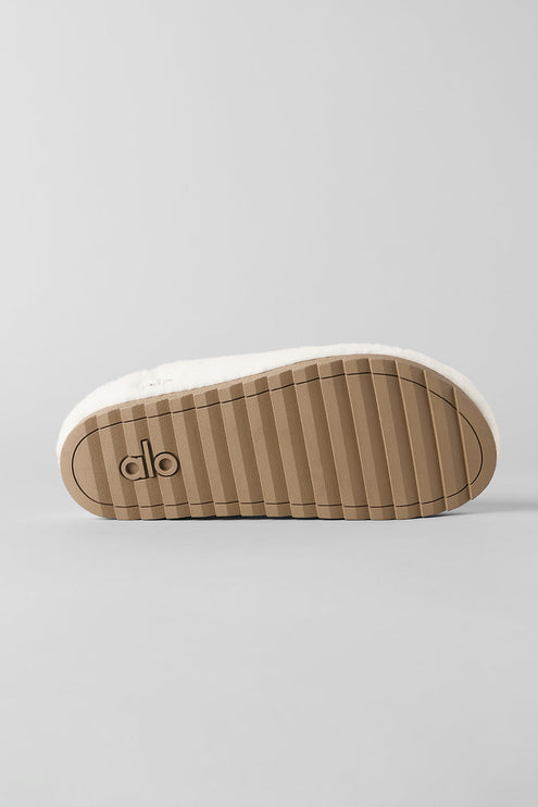 alo Unisex Sherpa Recovery Slipper - Ivory