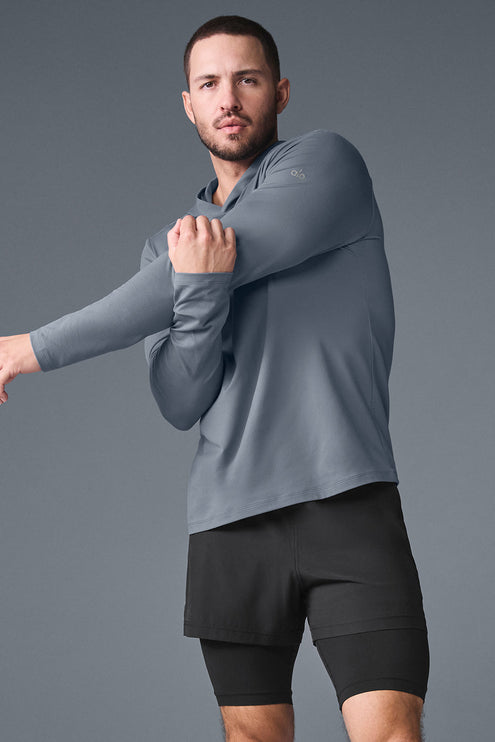 alo Men's Conquer Reform Long Sleeve With Hood - Steel Grey