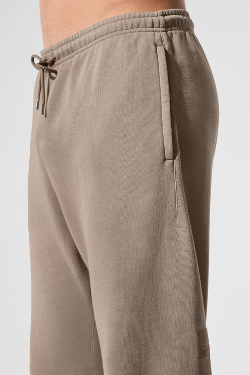 alo Men's Chill Vintage Wash Sweatpant - Gravel Wash