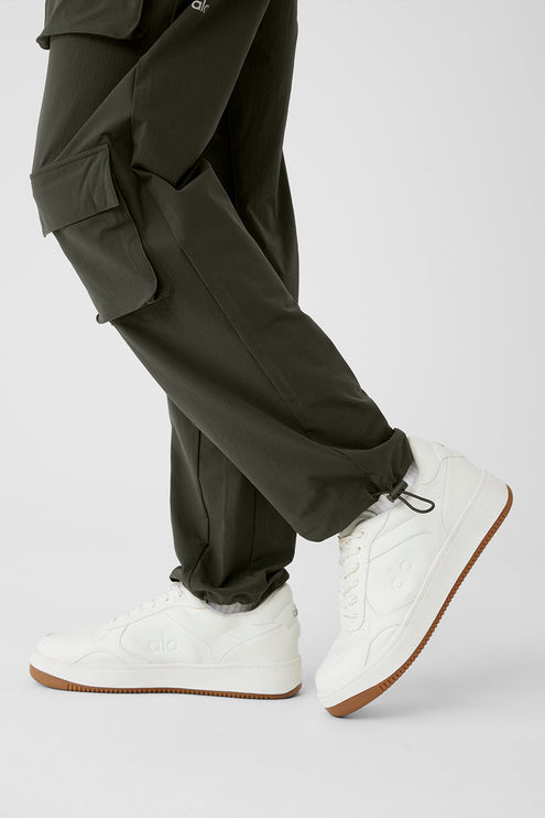 alo Men's Cargo Venture Pant - Stealth Green