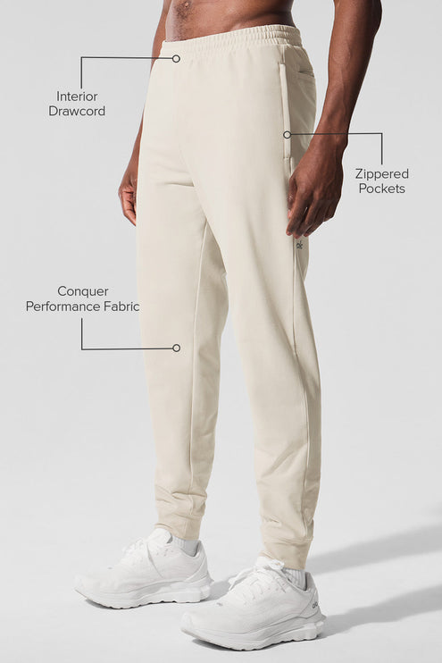 alo Men's Conquer Max Performance Jogger - Bone