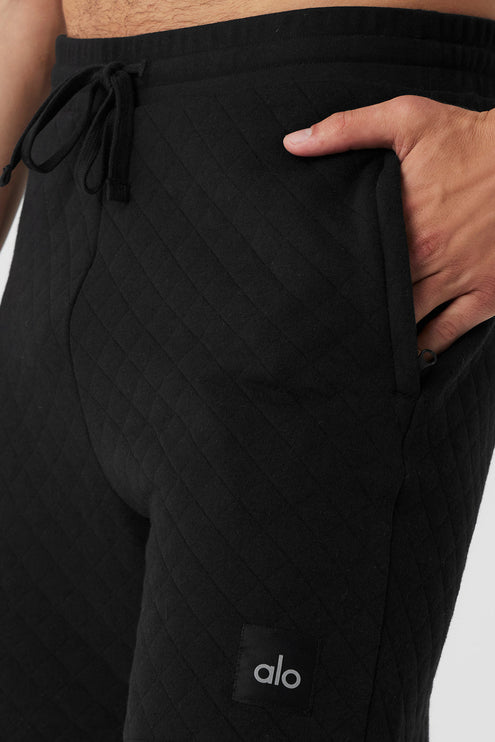 alo Men's Quilted Stadium Short - Black