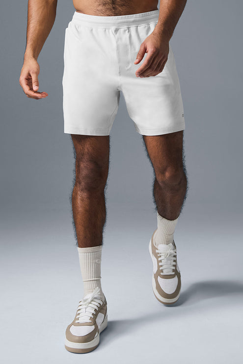alo Men's 7" Conquer React Performance Short - White