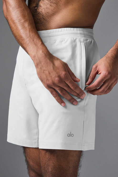 alo Men's 7" Conquer React Performance Short - White