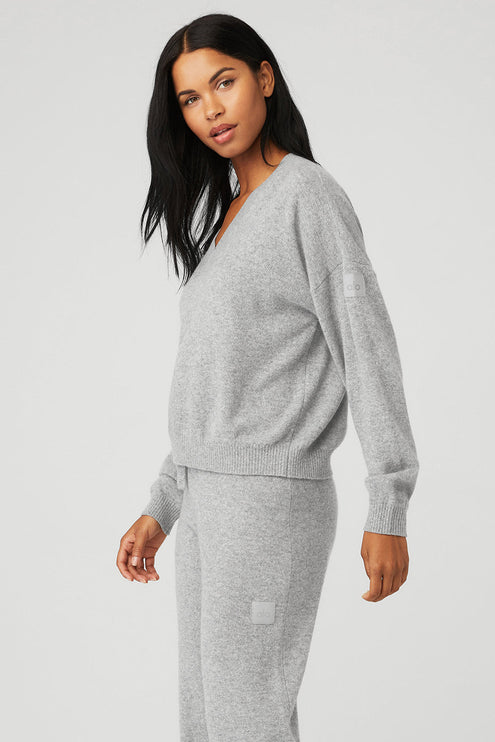 alo Women's Cashmere Jet Set V-Neck Pullover - Dove Grey Heather