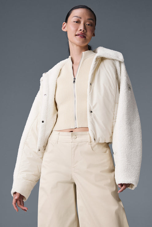 alo Women's Sherpa Cozy Escape Puffer - Ivory/Ivory