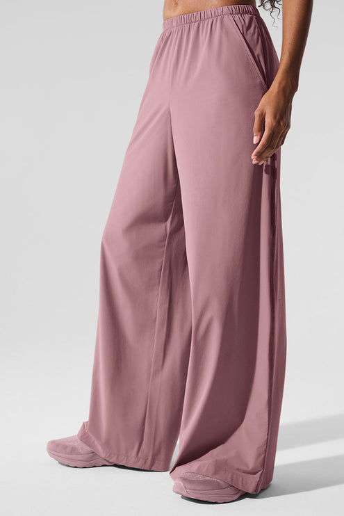 alo Women's Breezy Wide Leg Pant - Smoky Quartz