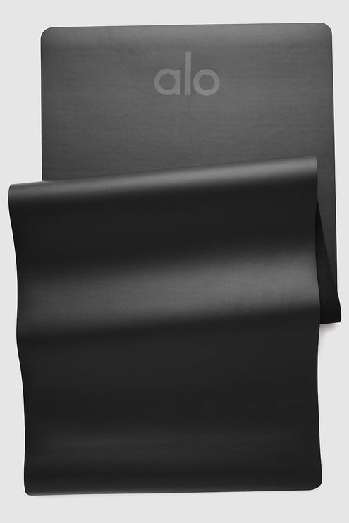 alo Women's Warrior Mat - Black