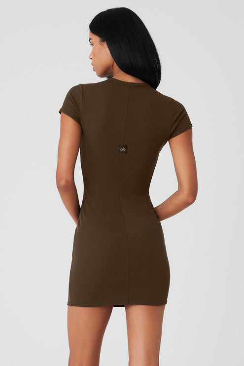 alo Women's Goddess Ribbed Short Sleeve Dress - Espresso