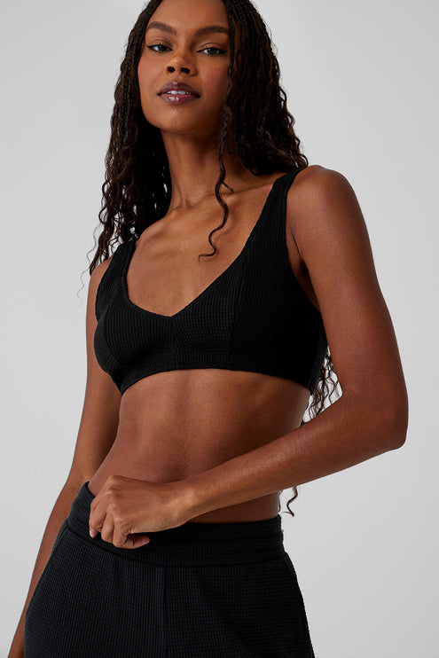 alo Women's Waffle Weekend Escape Bra - Black