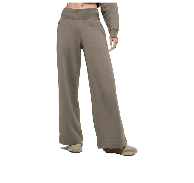 alo Women's Serenity Wide Leg Sweatpant - Light Cocoa