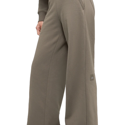 alo Women's Serenity Wide Leg Sweatpant - Light Cocoa