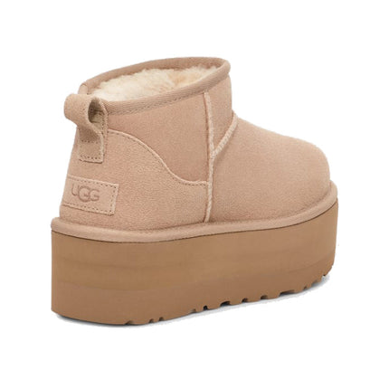 UGG Women's Classic Ultra Mini Platform Sand  - Hemen Kargoda