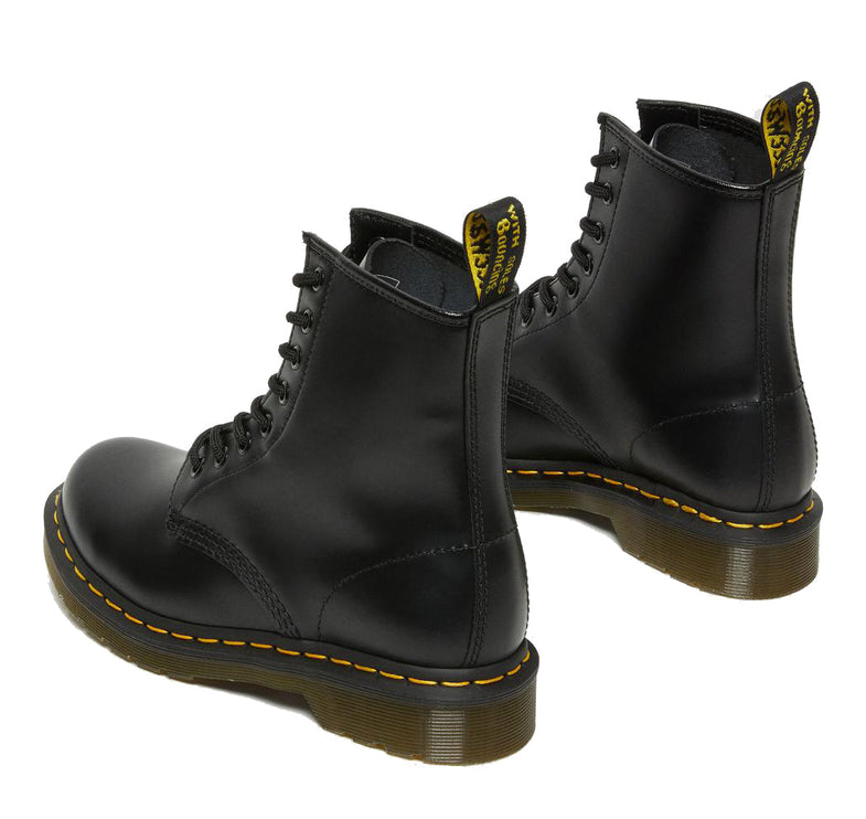 Dr. Martens Unisex 1460 Smooth Leather Lace Up Boots Black - Hemen Kargoda