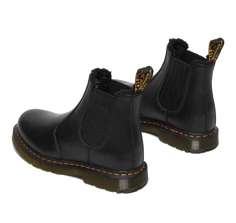 Dr. Martens 2976 Wintergrip Leather Chelsea Boots Black - Hemen Kargoda