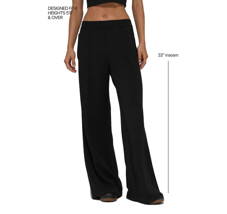 alo Women's Track Star Wide Leg Pant 32" (Long) Black
