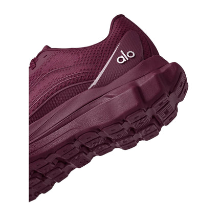 alo Unisex Runner Sneaker Burgundy